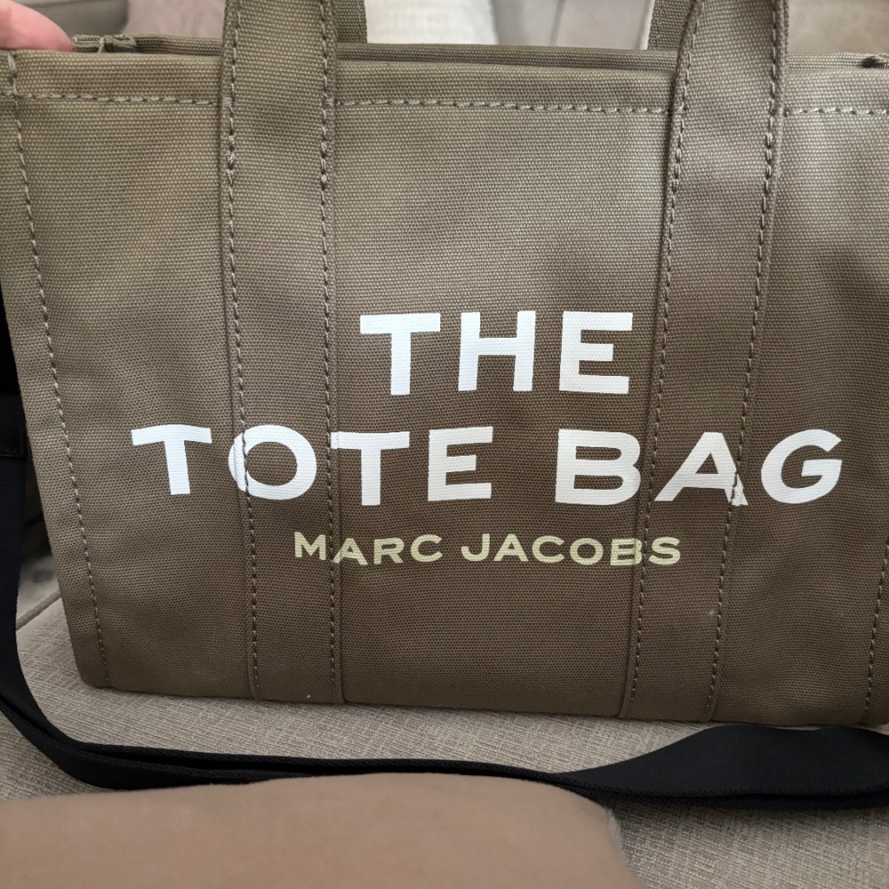 New tot bag by Marc Jacob’s